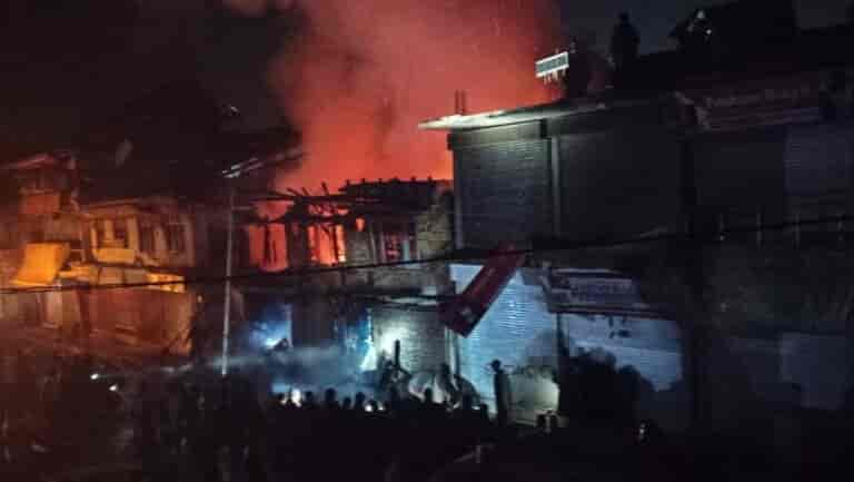 Fire breaks out in Kupwara town, several shops damaged