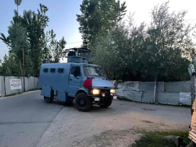 Two army personnel injured in Kulgam gunfight