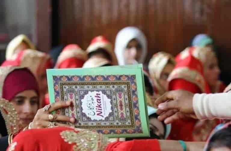 31 couples tie knot at mass marriage function in Srinagar