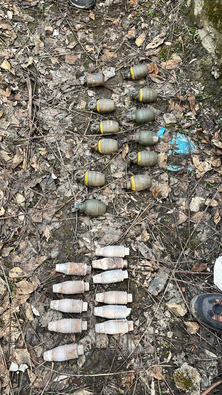 11 grenades, 11 UBGL recovered in Baramulla: J-K Police