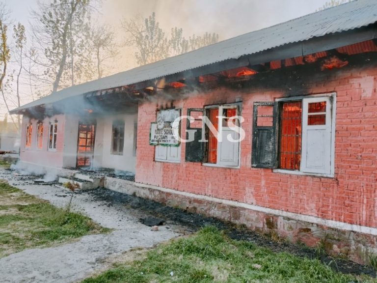 Fire breaks out in government-run school in Pulwama