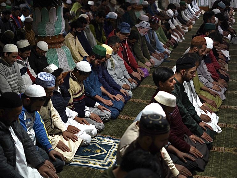 Eid prayers to be held 9 am at Eidgah Srinagar: Anjuman Auqaf