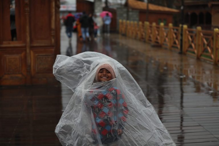 MeT predicts rain, snowfall in J-K
