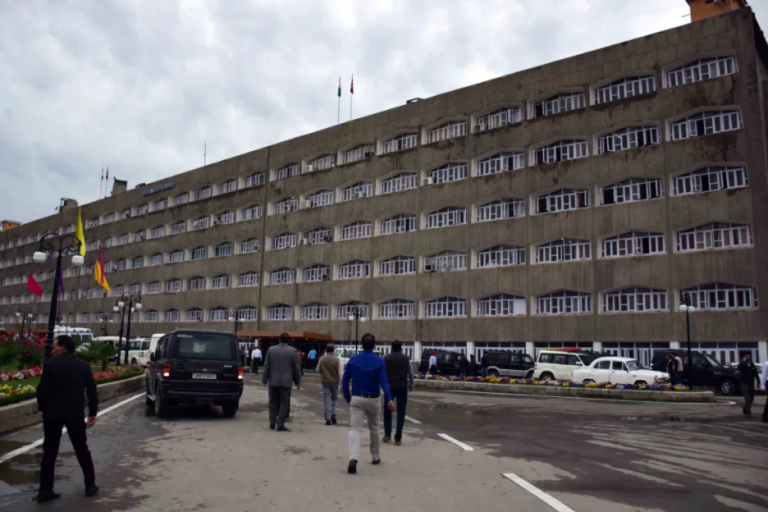 J-K govt orders premature retirement of 3 prison dept officials