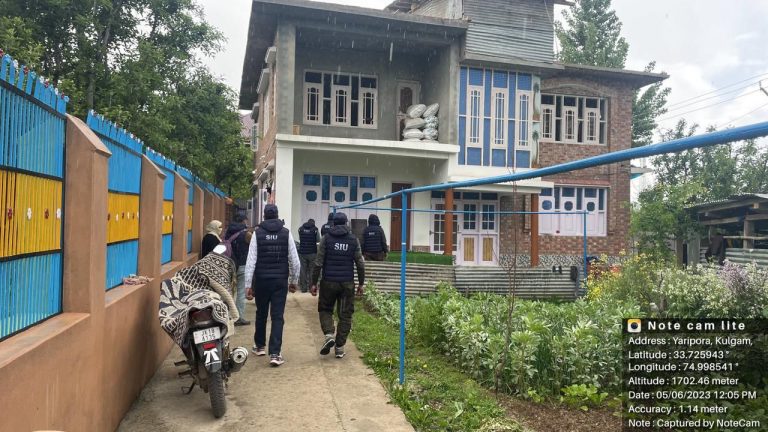SIU Kulgam conducts searches at HM militant’s house